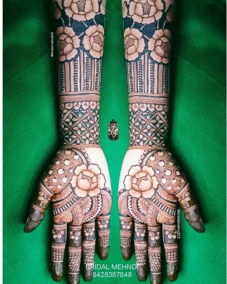 Holo Mehndi Studio