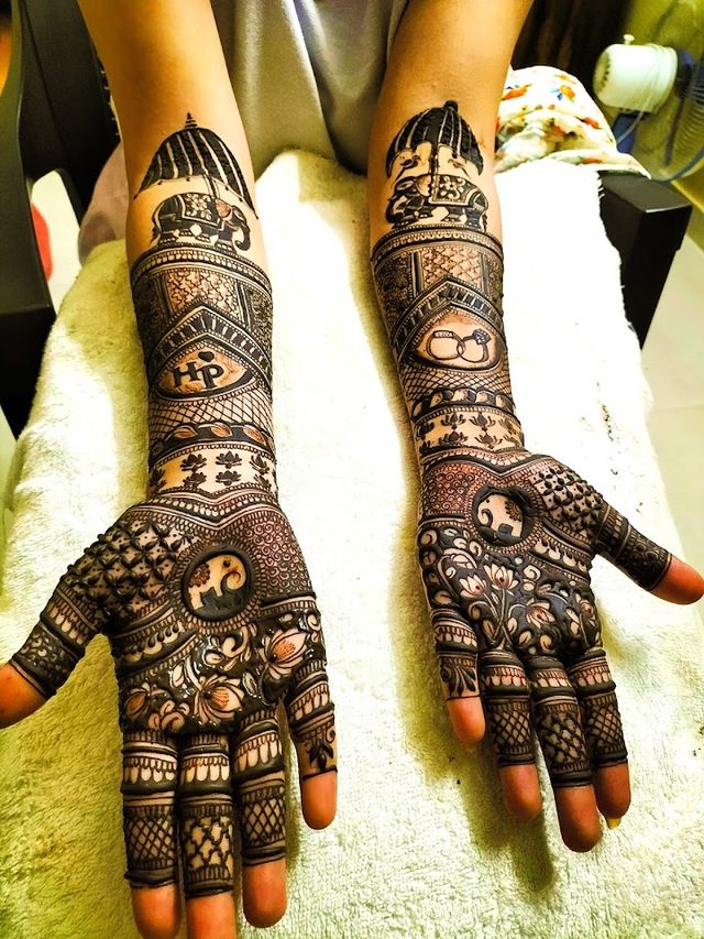 Anil Mehandi Art - Best Mehandi Artist Mumbai / Bridal Mehandi Mumbai / Professional Mehandi Artist Mumbai