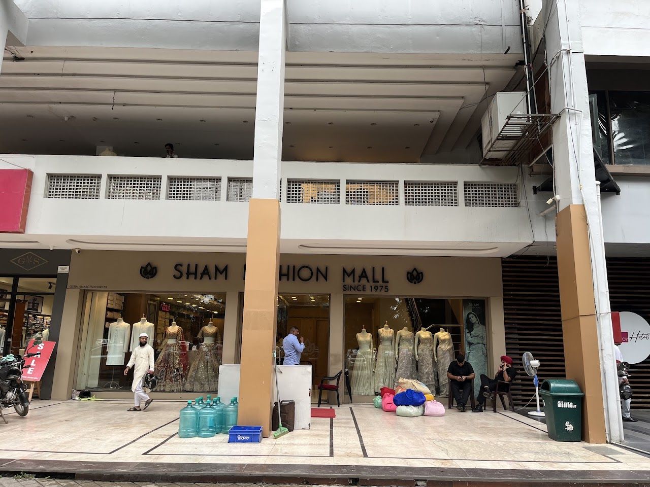 Sham Fashion Mall