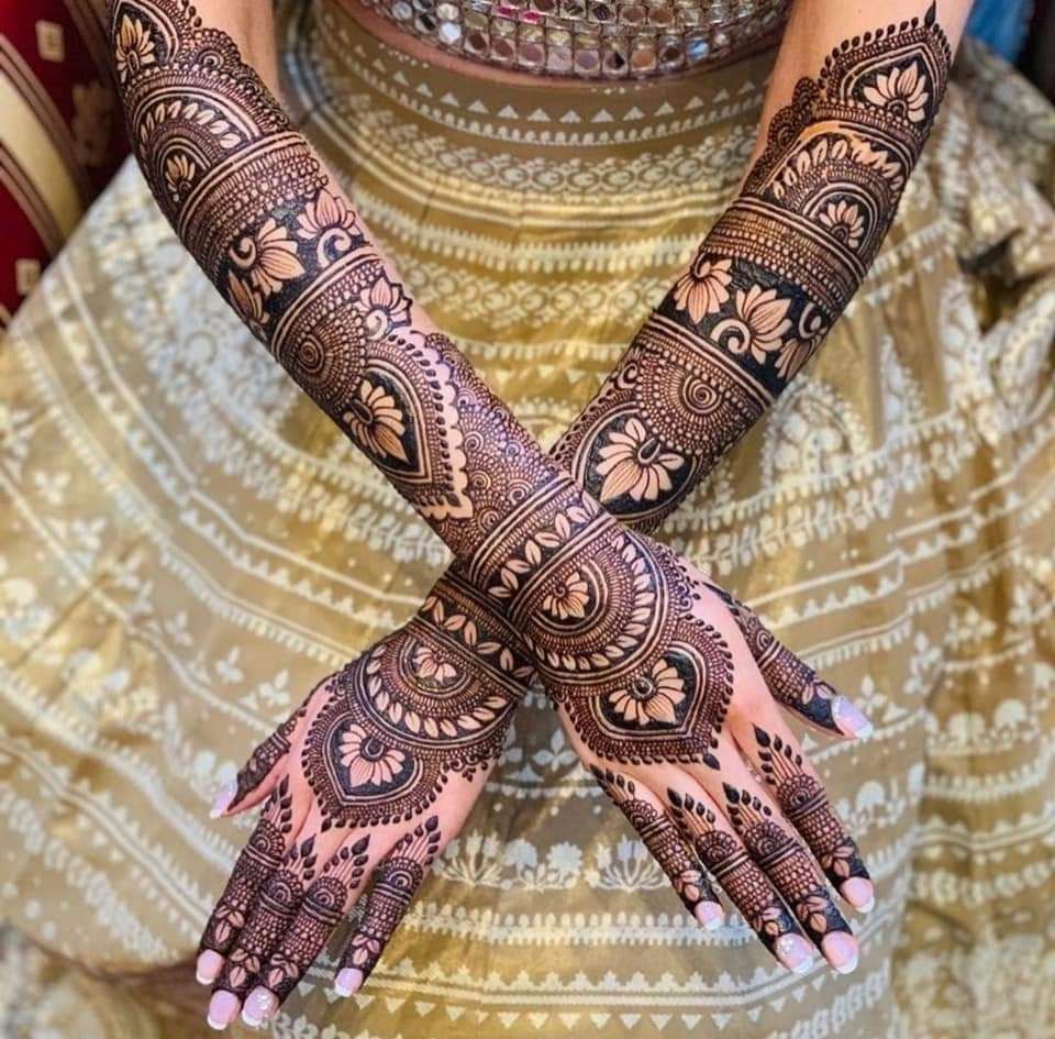 Priyanshu Mehndi Artist in Panchkula