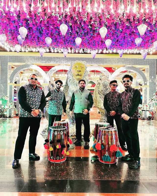 PUNJABI DHOL AND BOLIYAAN