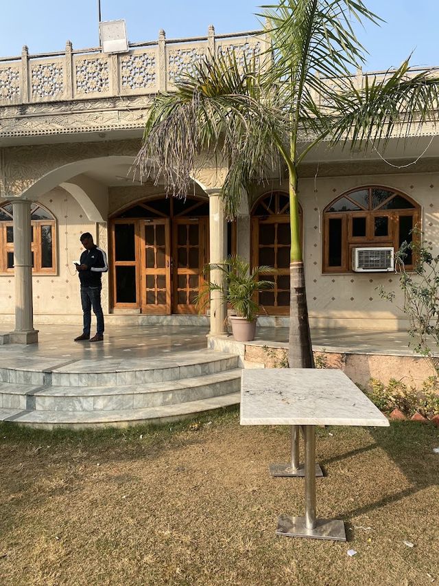Golden Leaf Resort for Wedding and Party