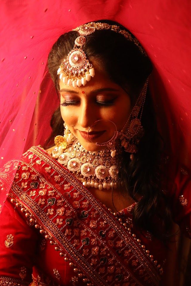 Gauri Krishna Makeup and Nail studio