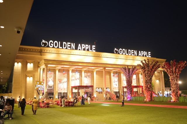 Golden Apple Luxury Wedding Destination - Banquet Hall in Pitampura