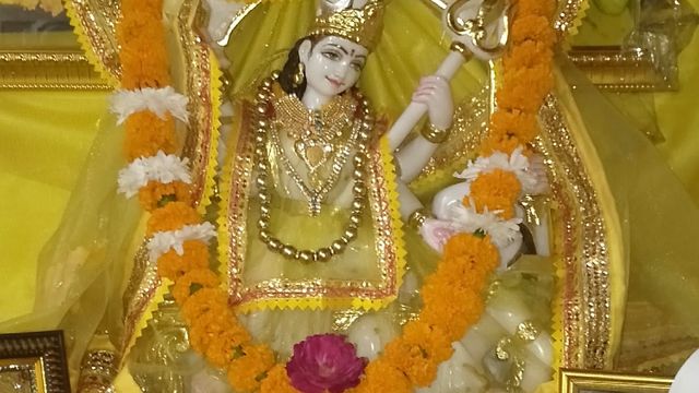Pandit for pooja