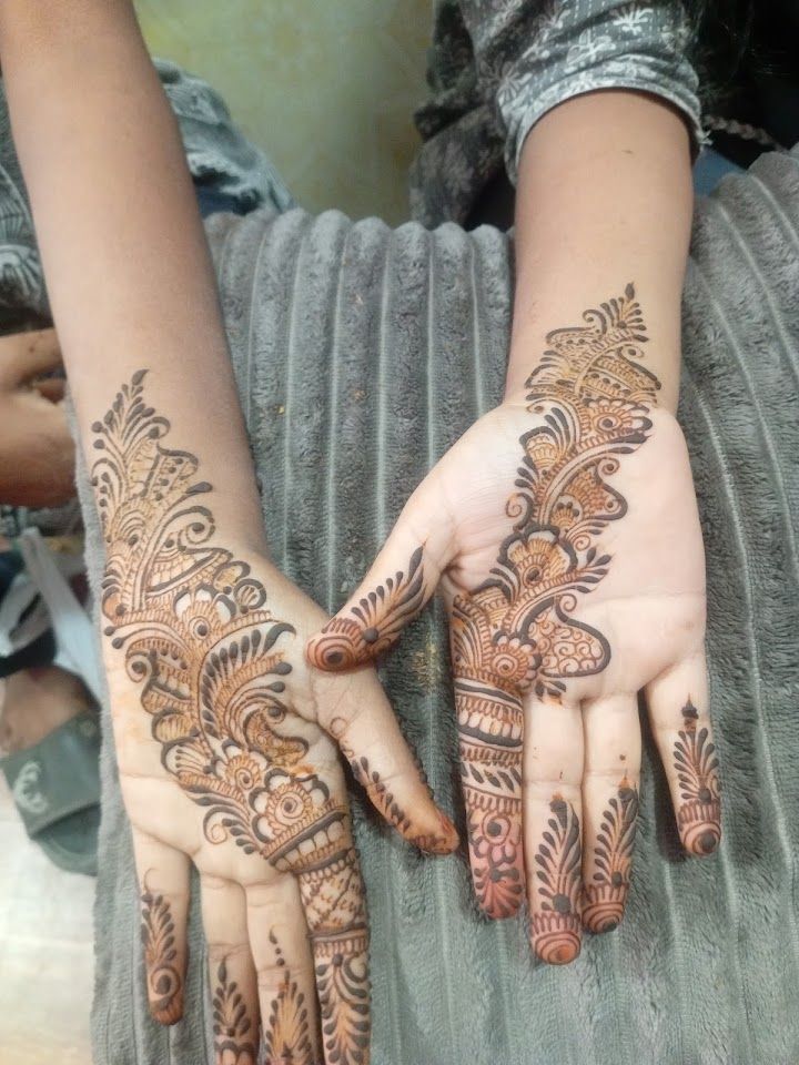 Dhruvi Mehndi Arts in Sarai Khwaja, Amarnagar (Faridabad)