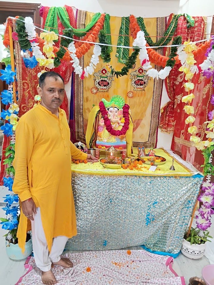Dinesh nautiyal pandit ji
