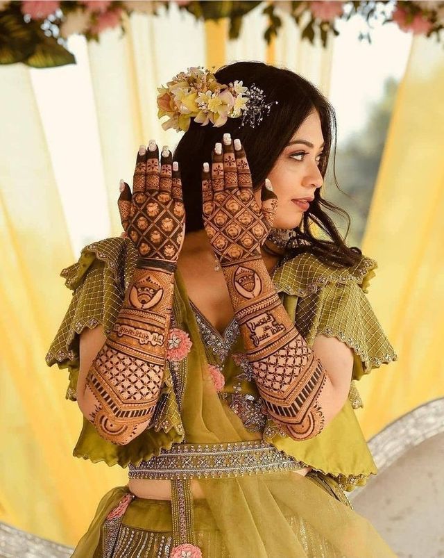 Bittu mehandi artist