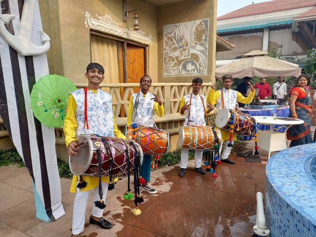 Punjabi And Rajasthani Dhol All Entertainment Group
