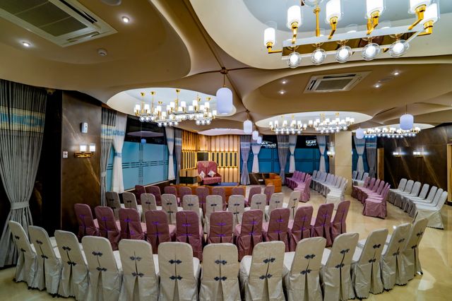 Gracious Banquet And Restaurant
