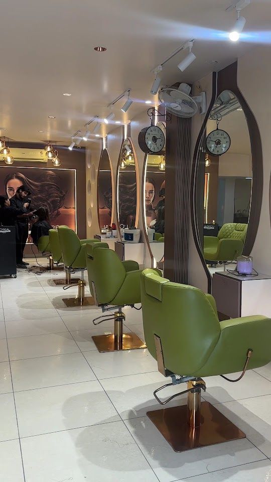 Arohi's Salon by Sukanksha Gupta Makeup Academy