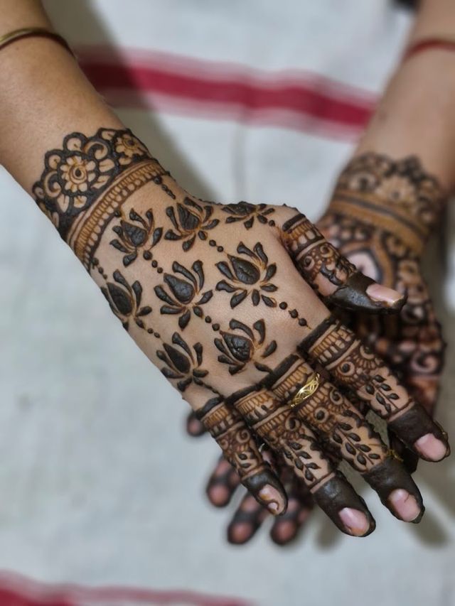 Ranjana jain mehandi artist