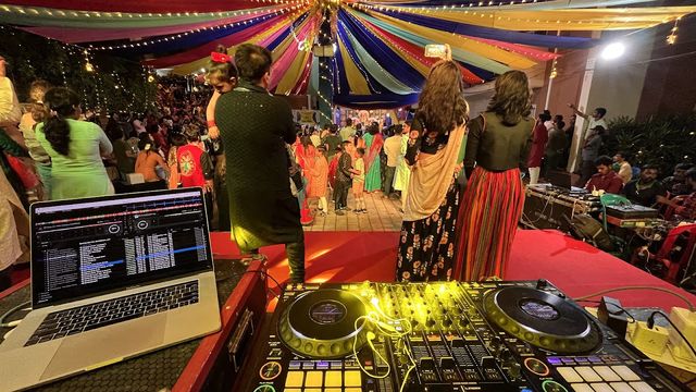 DJ Dinesh